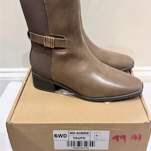 Brand New Journey Collection Women's Aubrie Bootie Taupe 6WD Stylish & Comfort